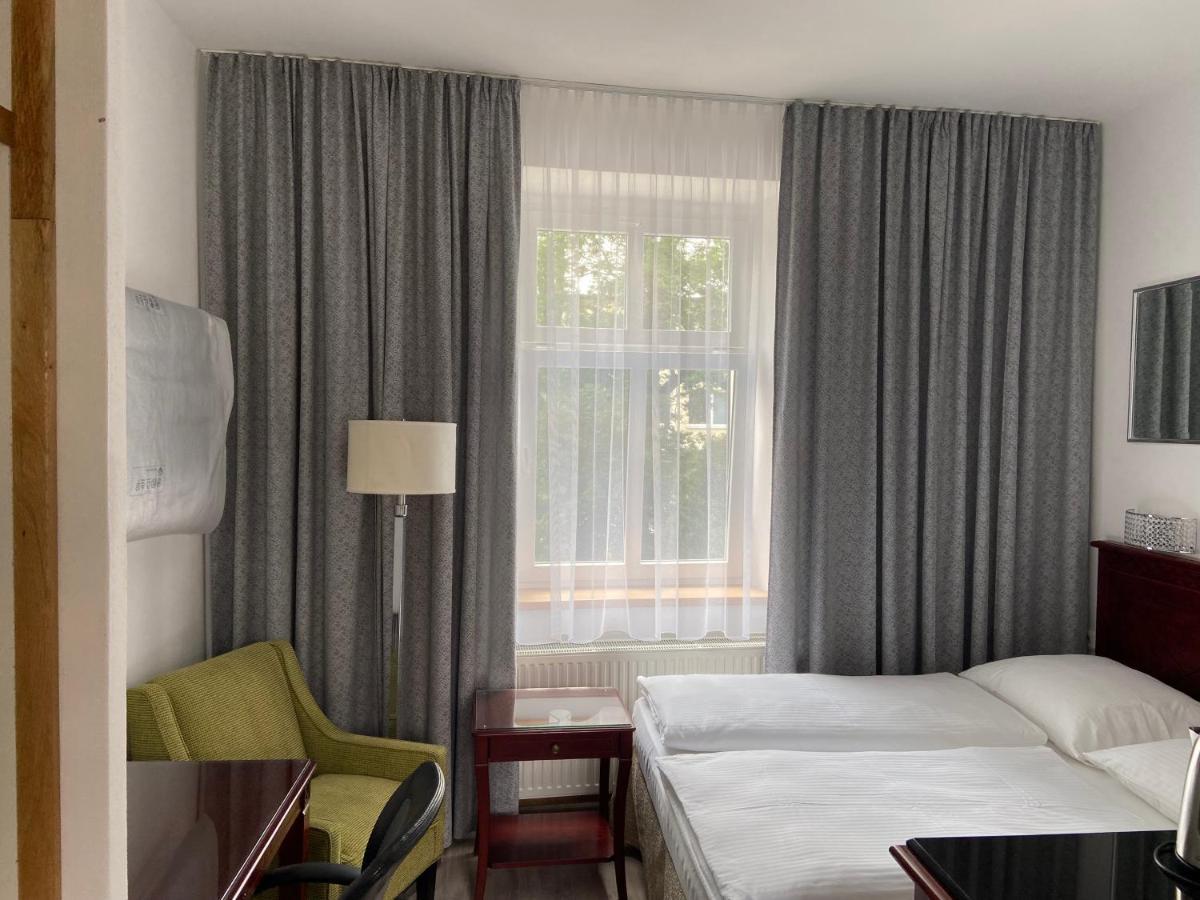 Aparthotel Slezak 利托米什尔 外观 照片