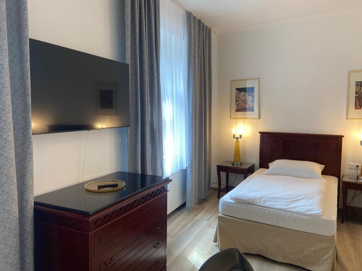Aparthotel Slezak 利托米什尔 外观 照片