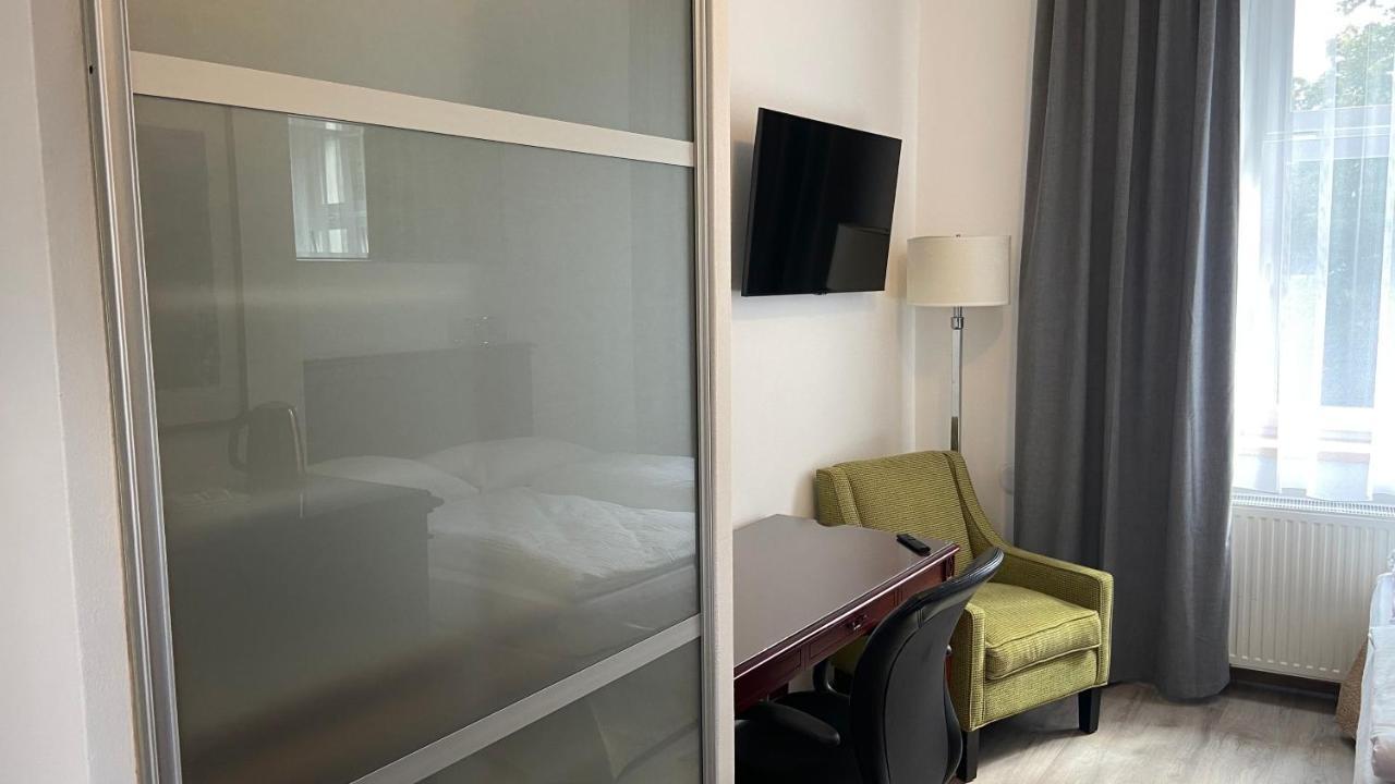 Aparthotel Slezak 利托米什尔 外观 照片